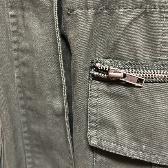 Army Green Jacket with Pleather Sleeves 💚💚 - Picture 2 of 2